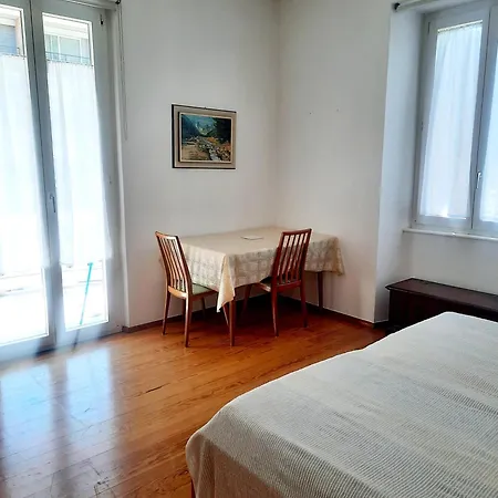 Casa de hóspedes Ampie *